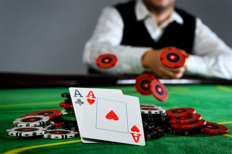  Техасский холдем-покер онлайн на реальные деньги.